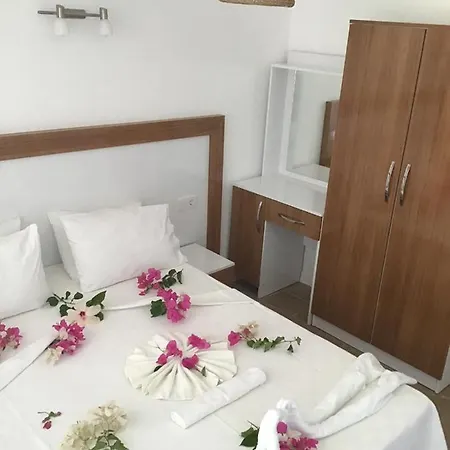 מלון Altunakar 1 דידים