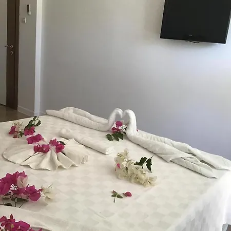 Altunakar 1 4* דידים