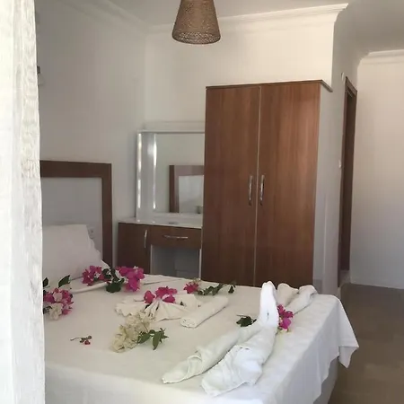 Altunakar 1 מלון 4*