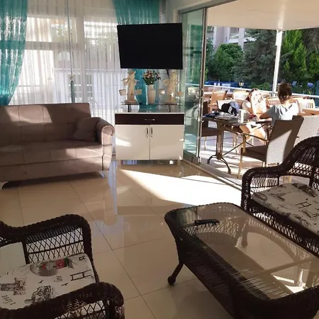 מלון Altunakar 1 דידים