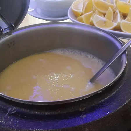 Altunakar 1 מלון